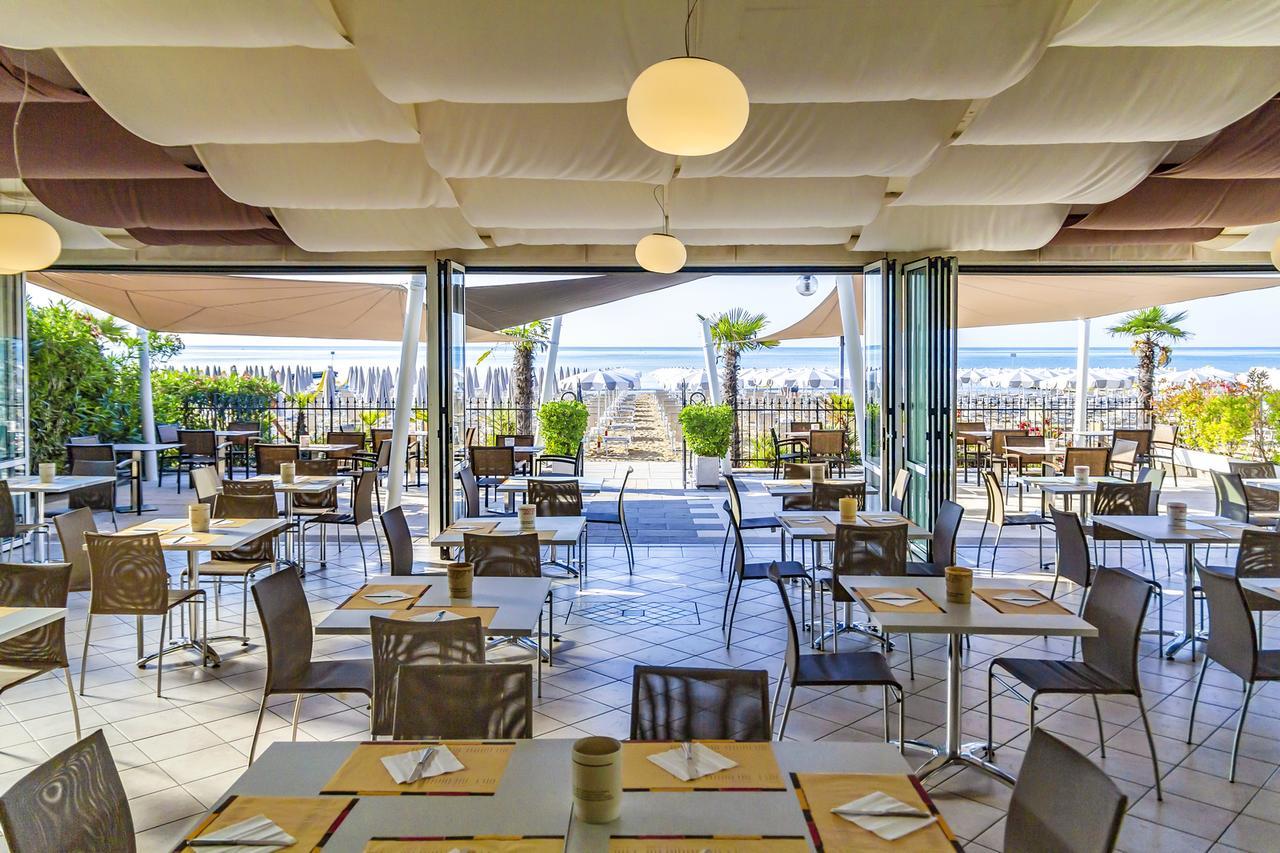 Hotel Columbia & Ninfea Lido di Jesolo Exteriör bild