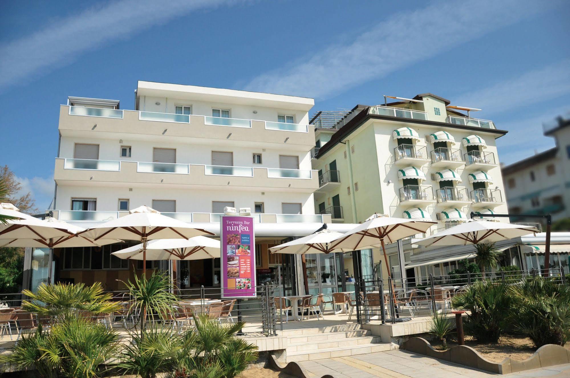 Hotel Columbia & Ninfea Lido di Jesolo Exteriör bild