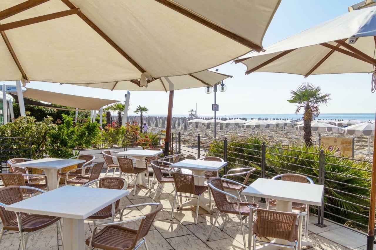 Hotel Columbia & Ninfea Lido di Jesolo Exteriör bild